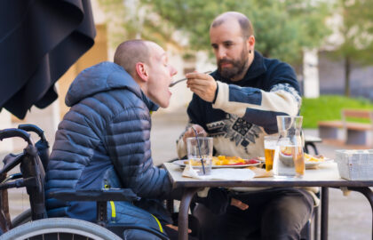 Votre assistante ou assistant est votre intermédiaire officiel auprès des tiers.